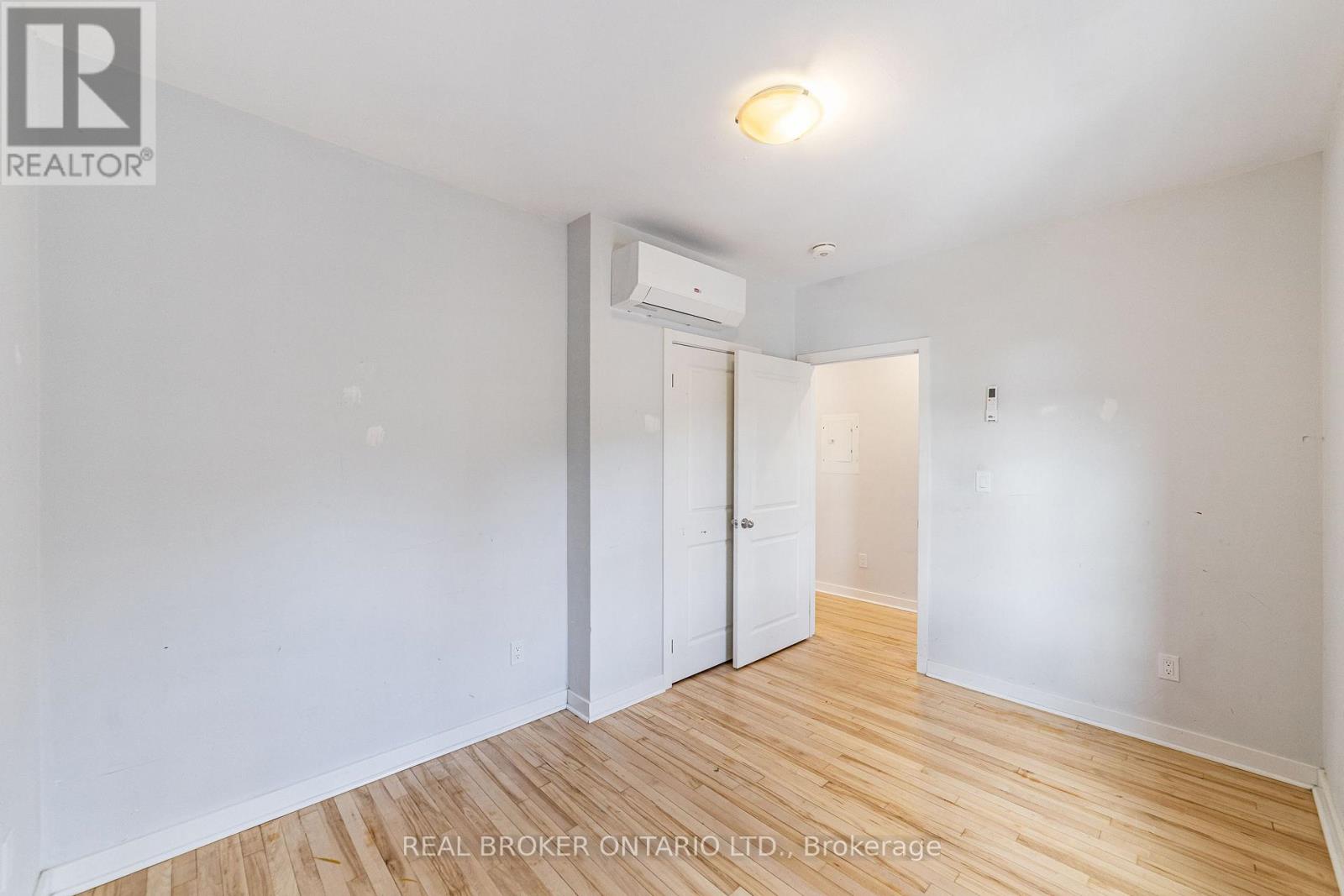 208 Mary Street Property Photo 25