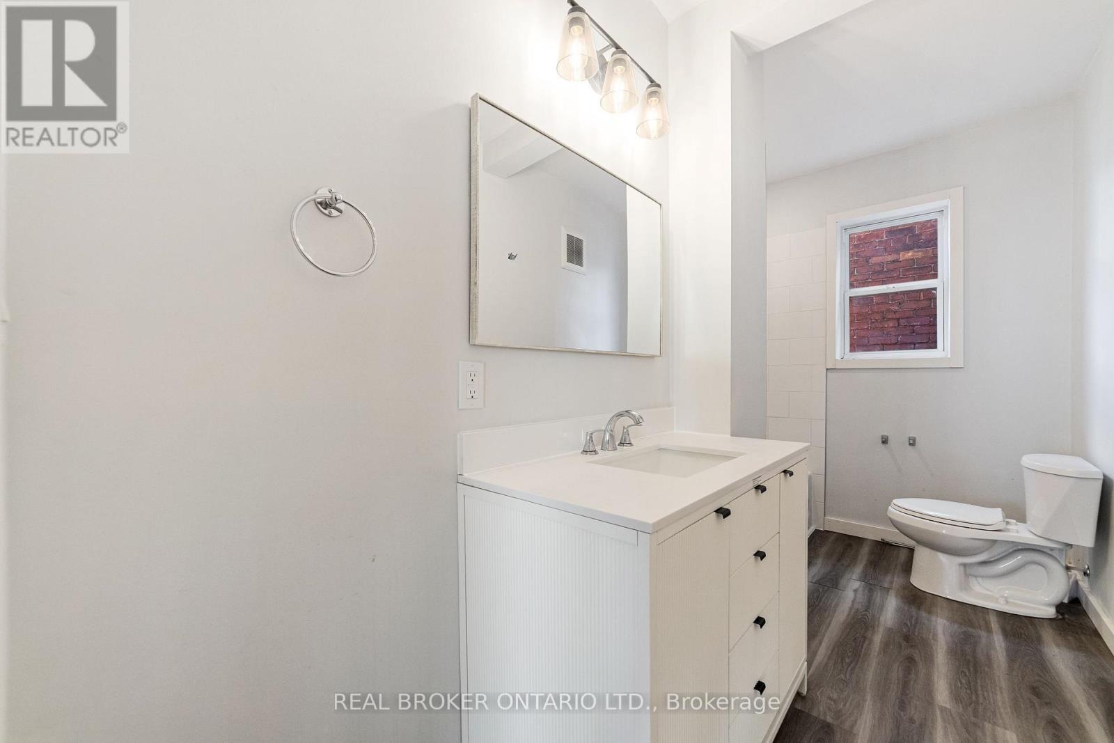 208 Mary Street Property Photo 26