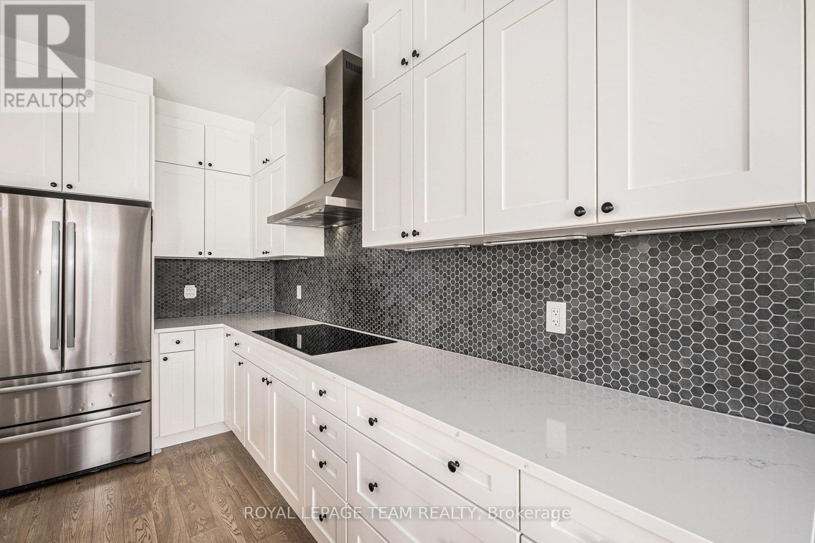 622 Malahat Way Property Photo 8