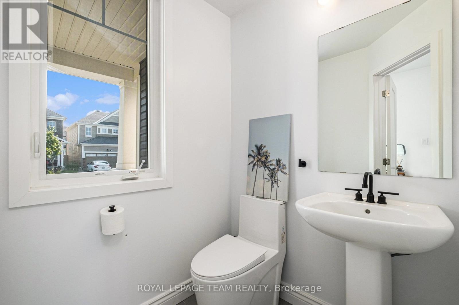 622 Malahat Way Property Photo 10
