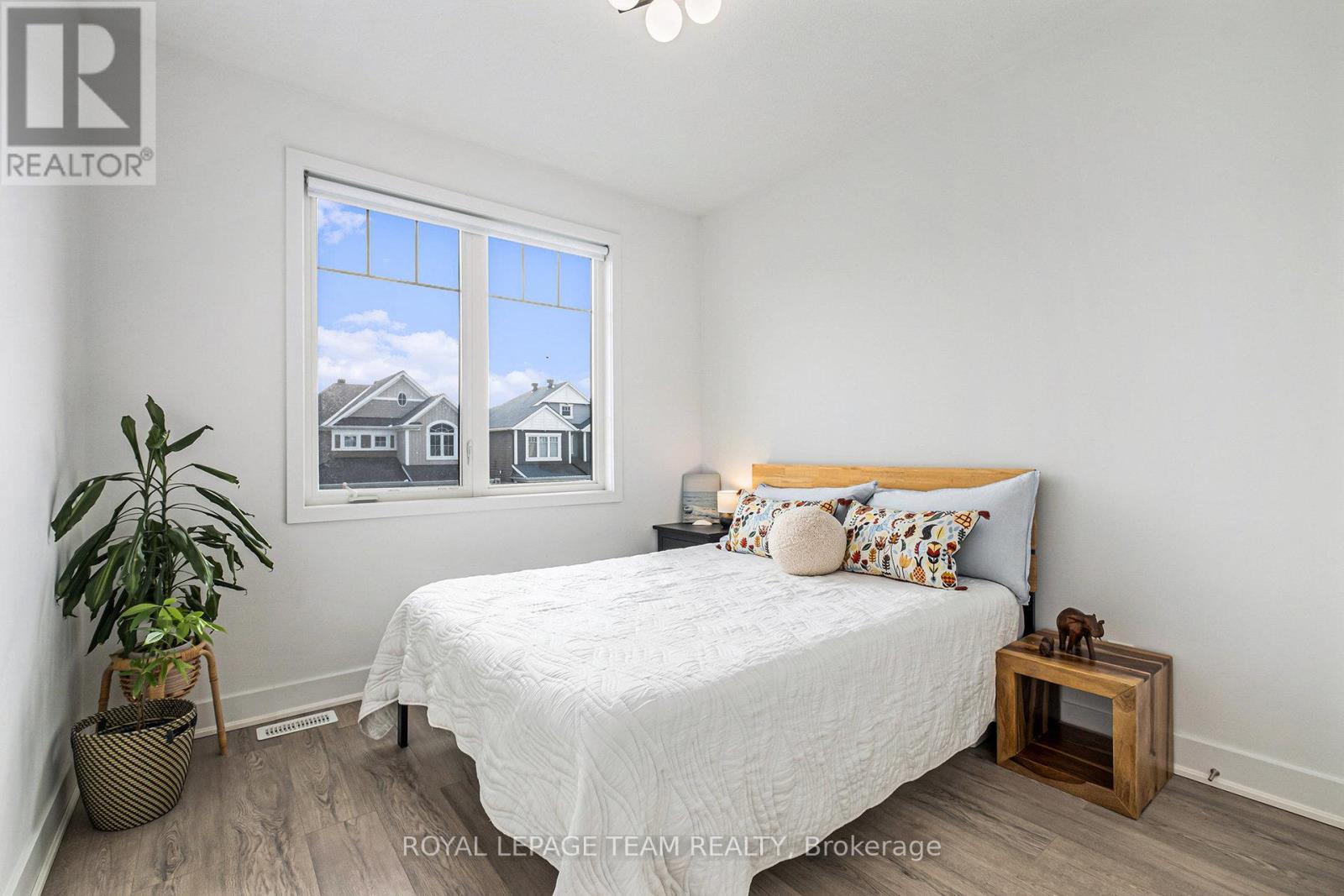622 Malahat Way Property Photo 18