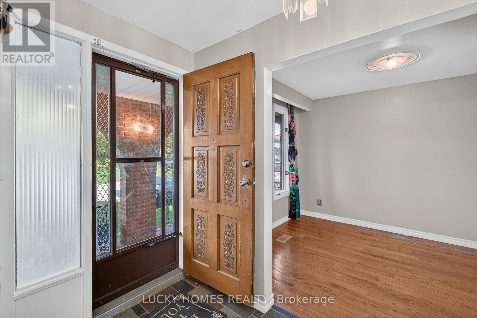 3061 Lloyd George Boulevard Property Photo 12