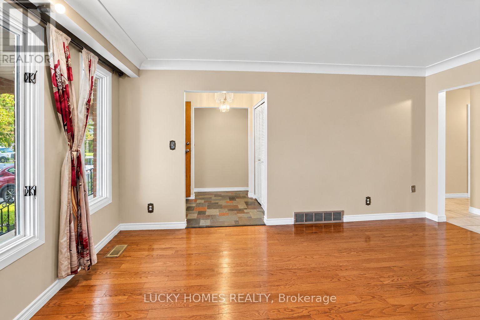 3061 Lloyd George Boulevard Property Photo 15