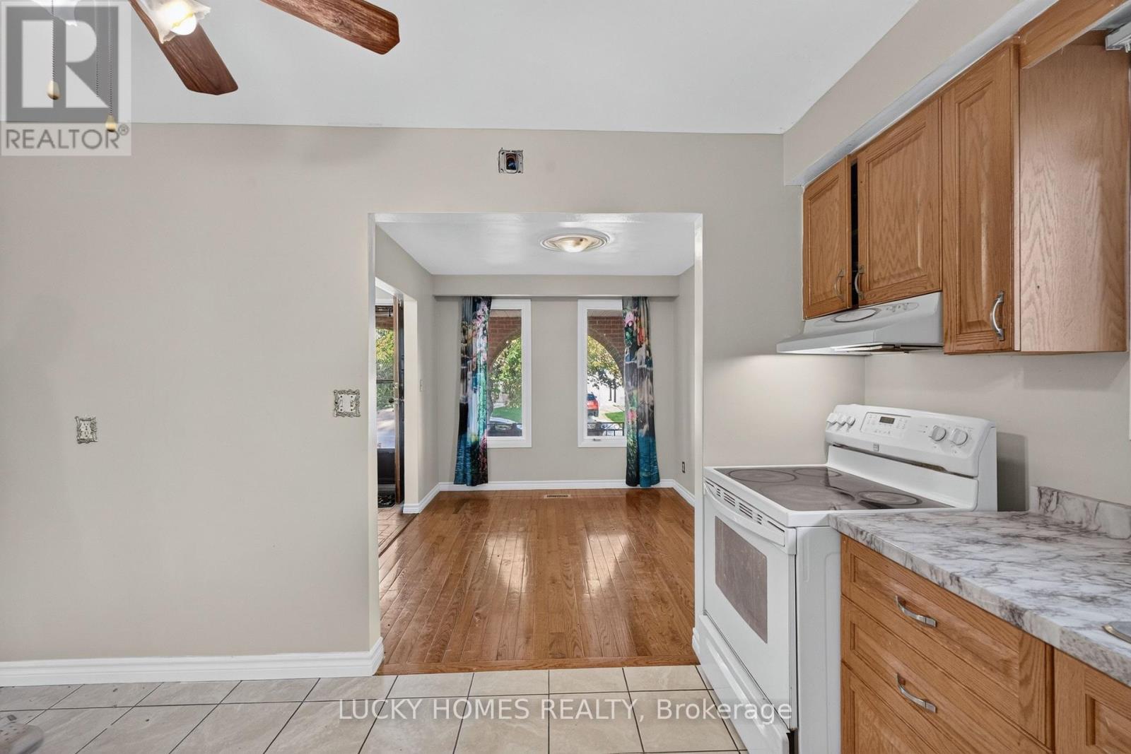3061 Lloyd George Boulevard Property Photo 19