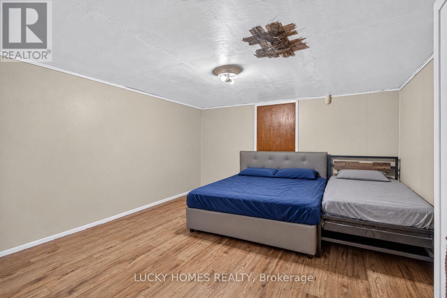3061 Lloyd George Boulevard Property Photo 42