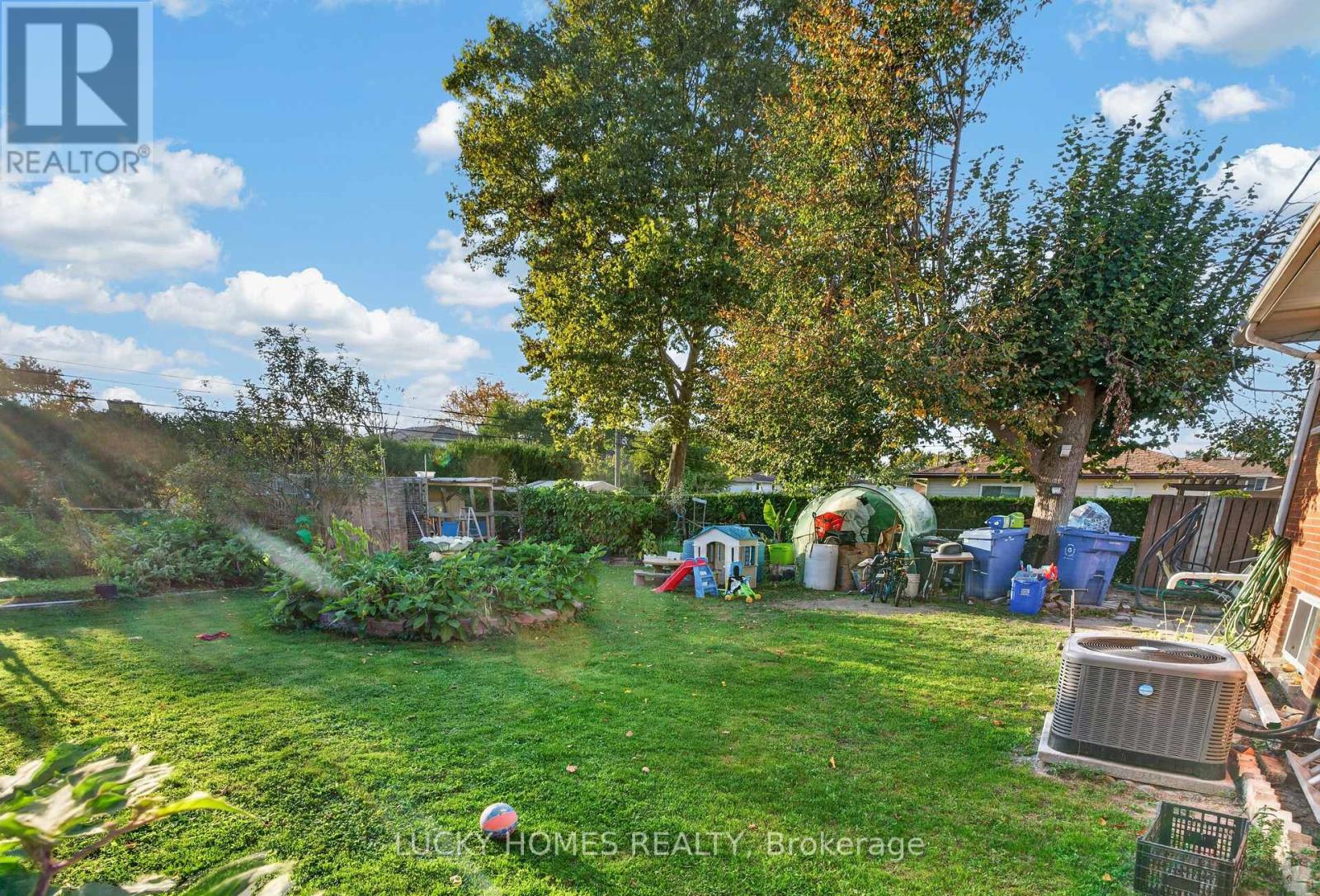 3061 Lloyd George Boulevard Property Photo 49