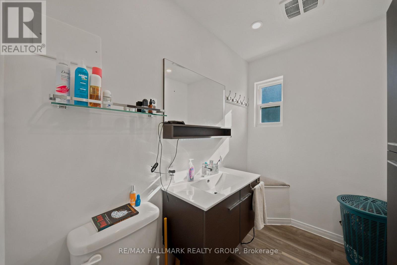 312 Dufferin Street Property Photo 23