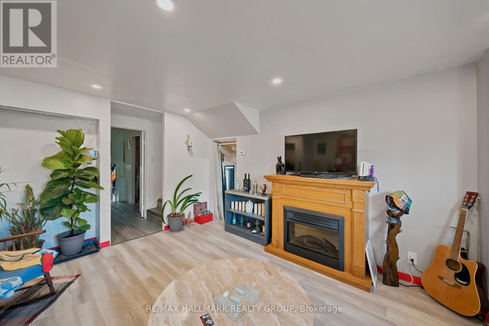 312 Dufferin Street Property Photo 27