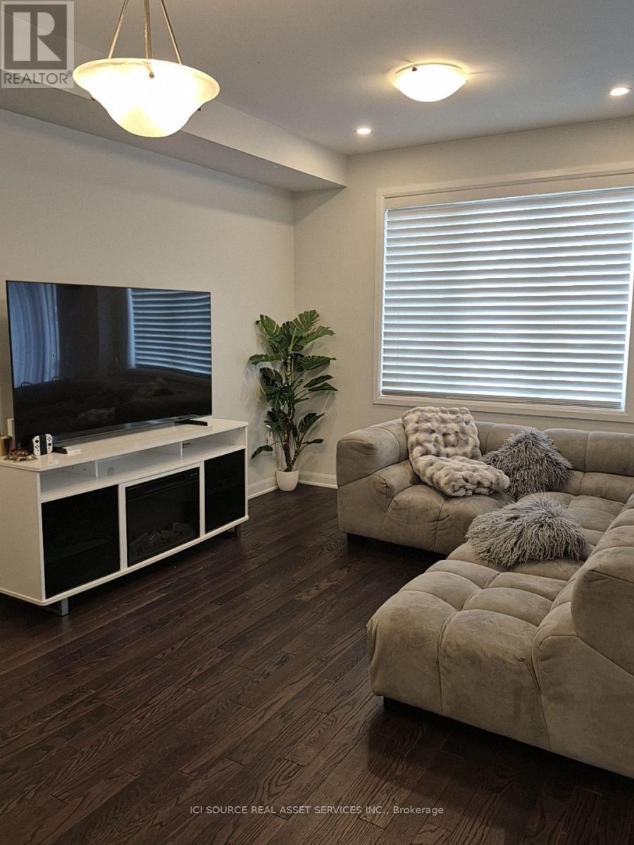 351 Raheen Court Property Photo 3