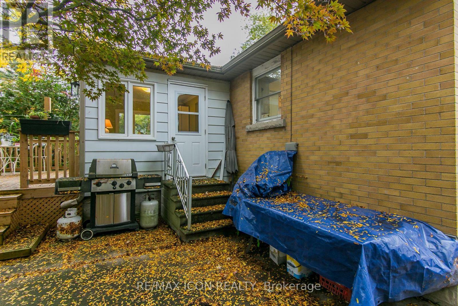 201 Dawson Street Property Photo 30