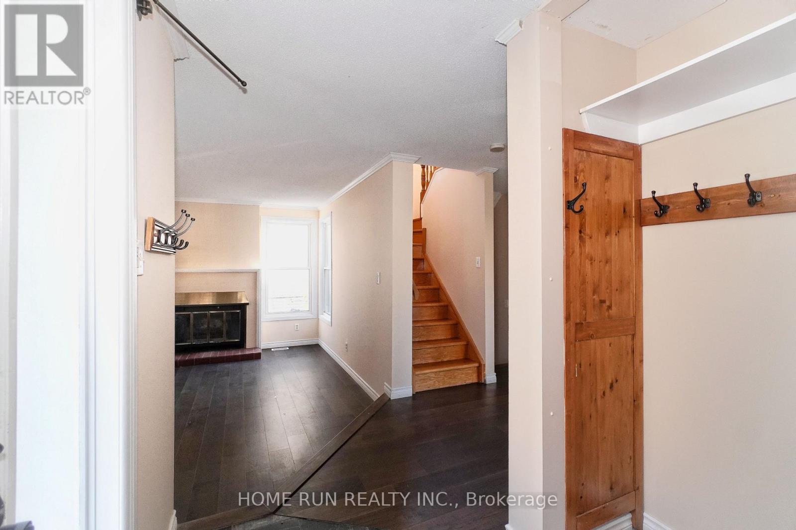 1484 Forest Valley Drive Property Photo 2