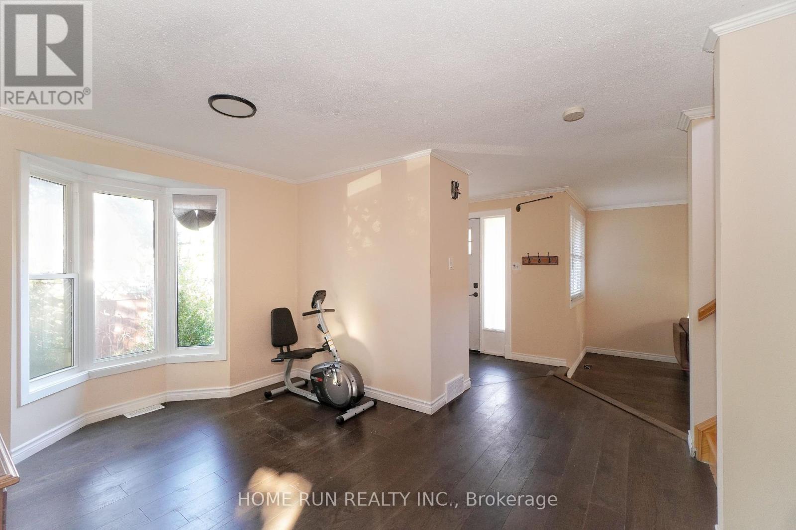 1484 Forest Valley Drive Property Photo 9
