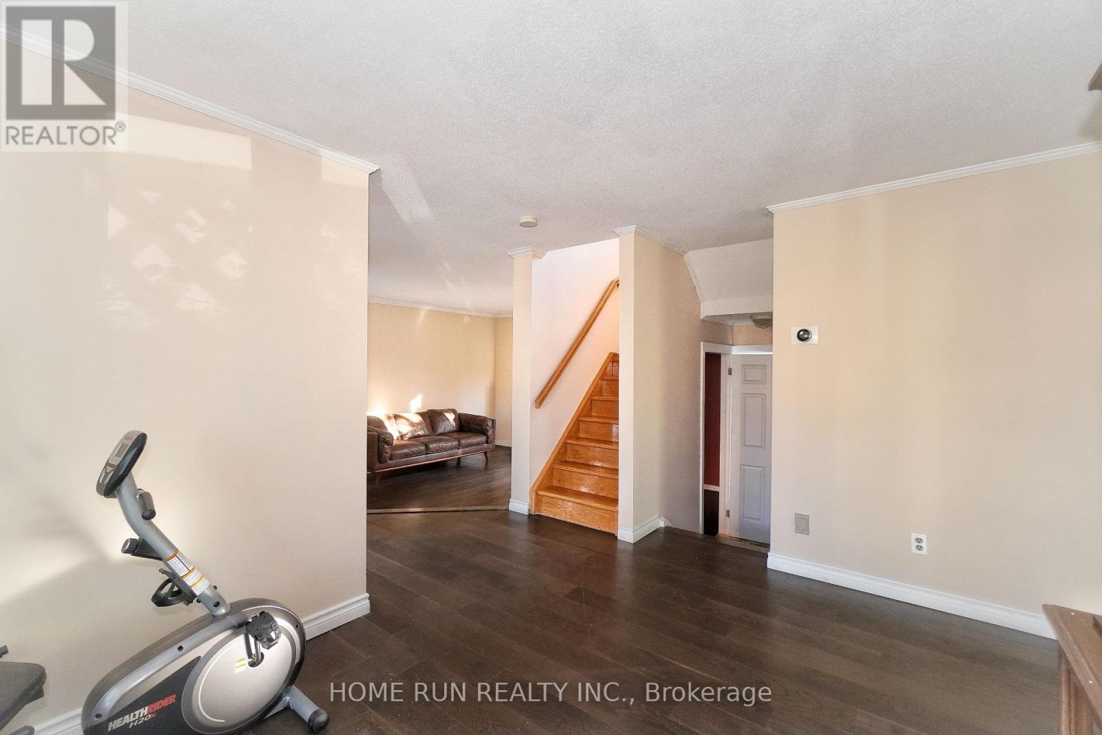 1484 Forest Valley Drive Property Photo 10