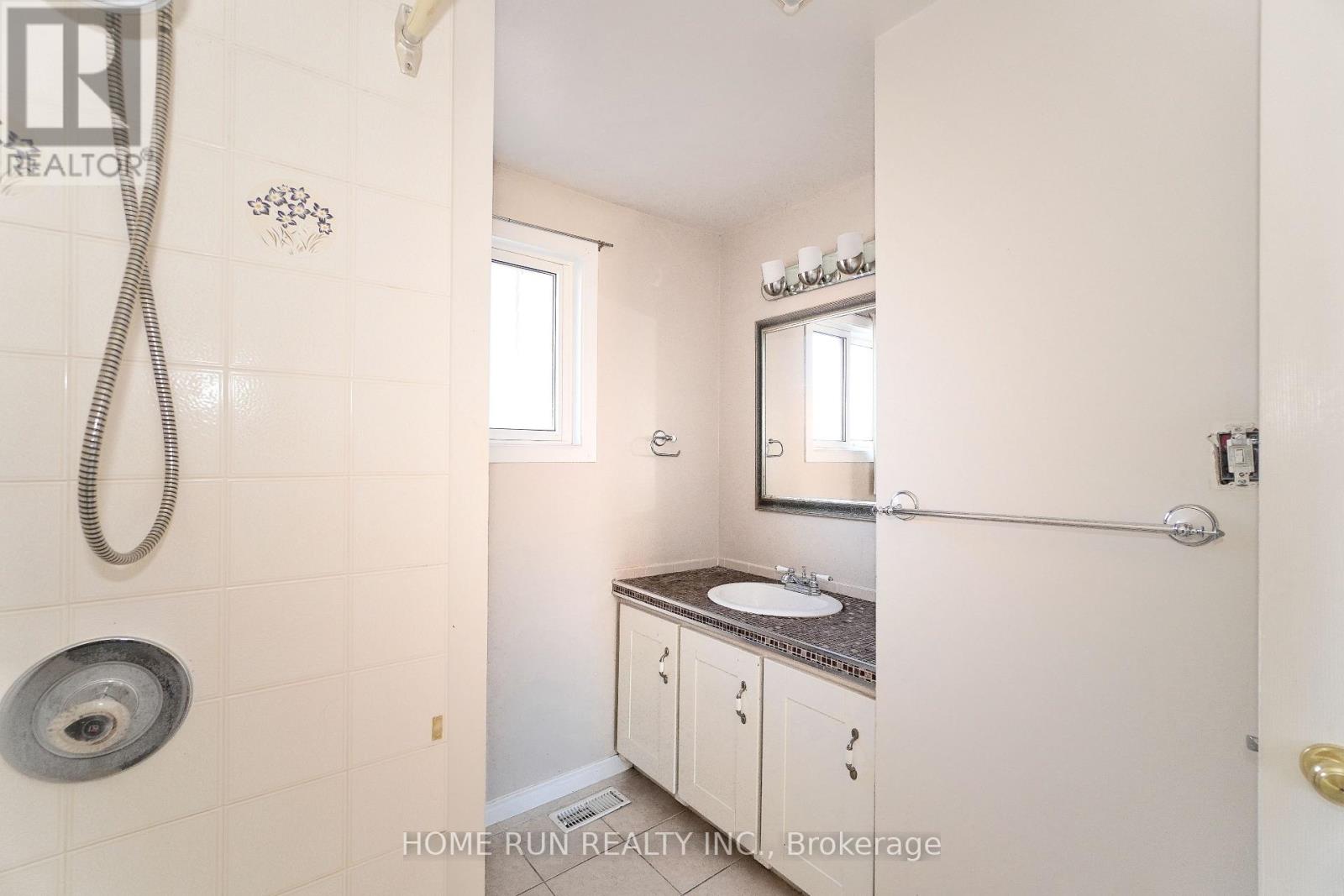 1484 Forest Valley Drive Property Photo 23
