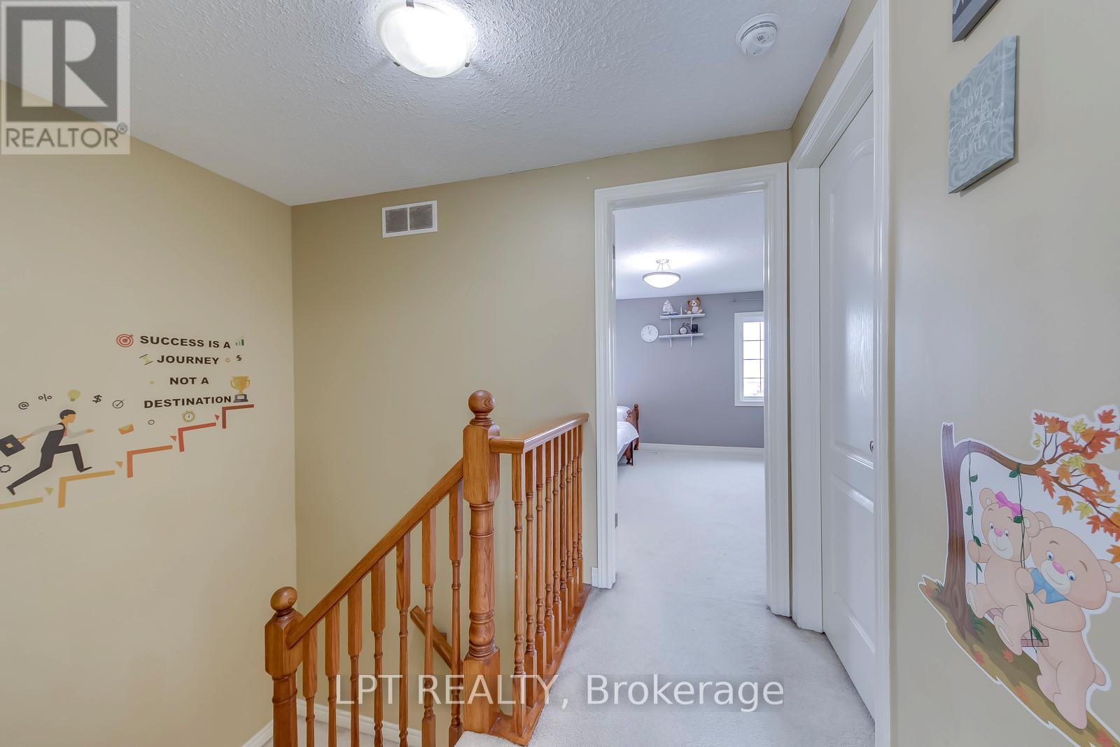 6 - 10 Fallowfield Drive Property Photo 21