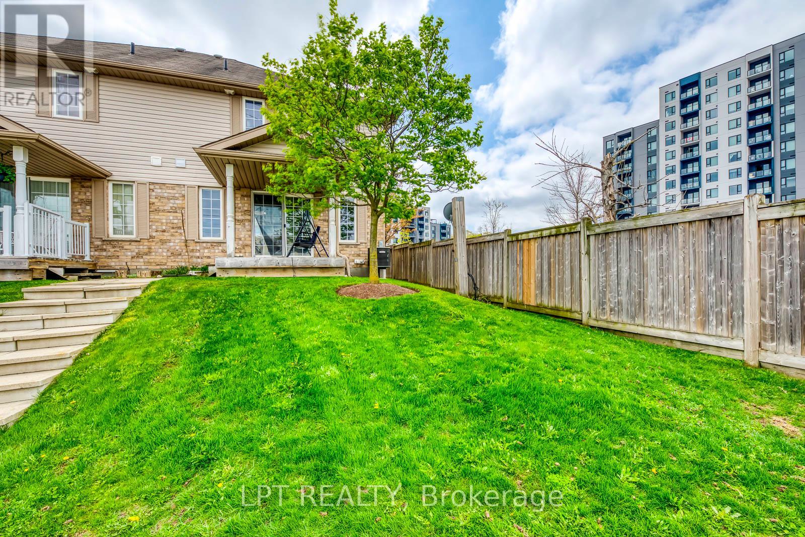 6 - 10 Fallowfield Drive Property Photo 45