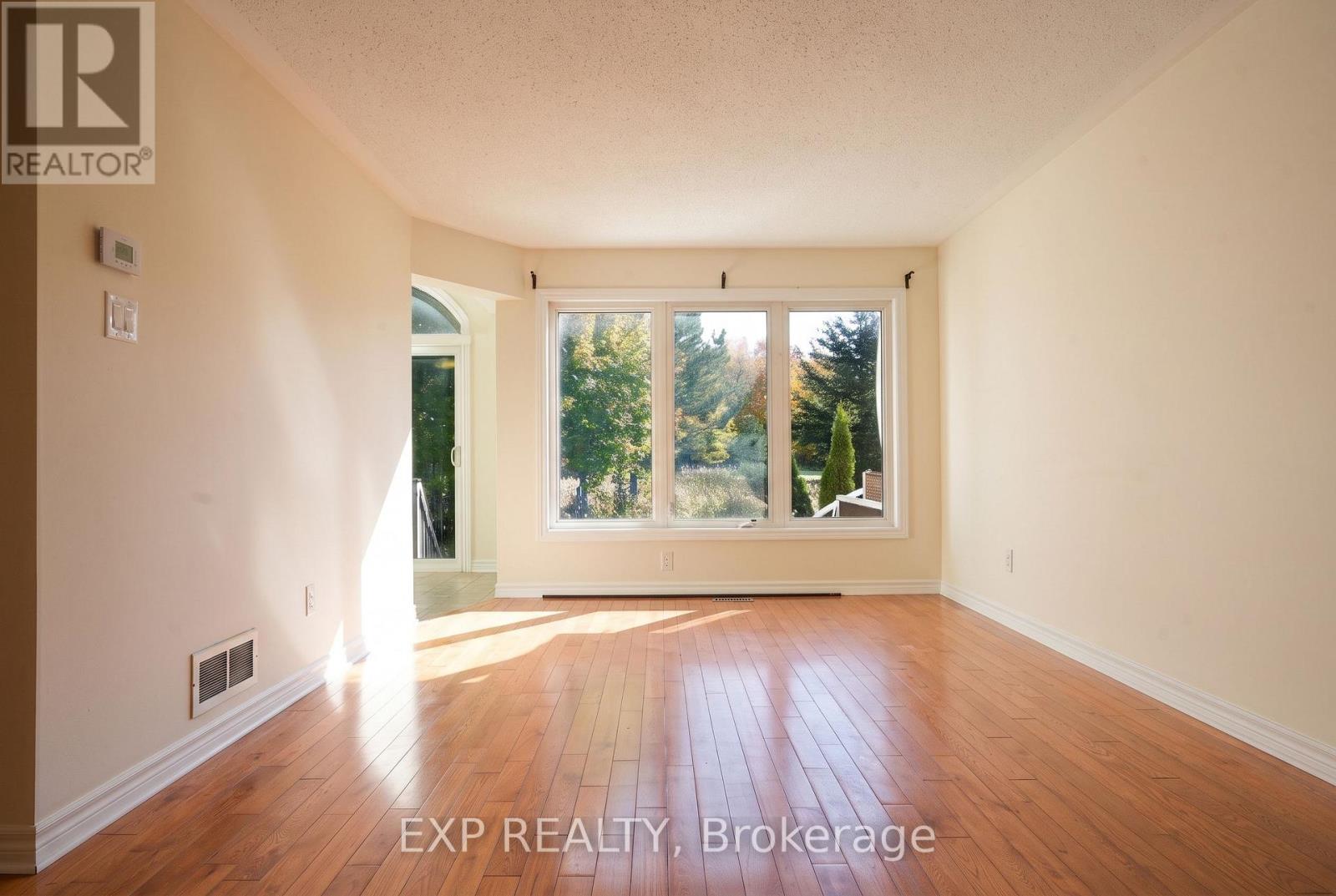 338 Forestbrook Street Property Photo 18