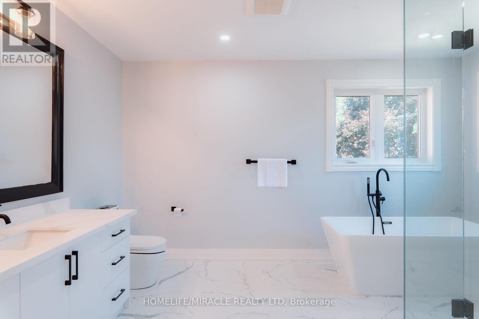 20 Wade Green Property Photo 30