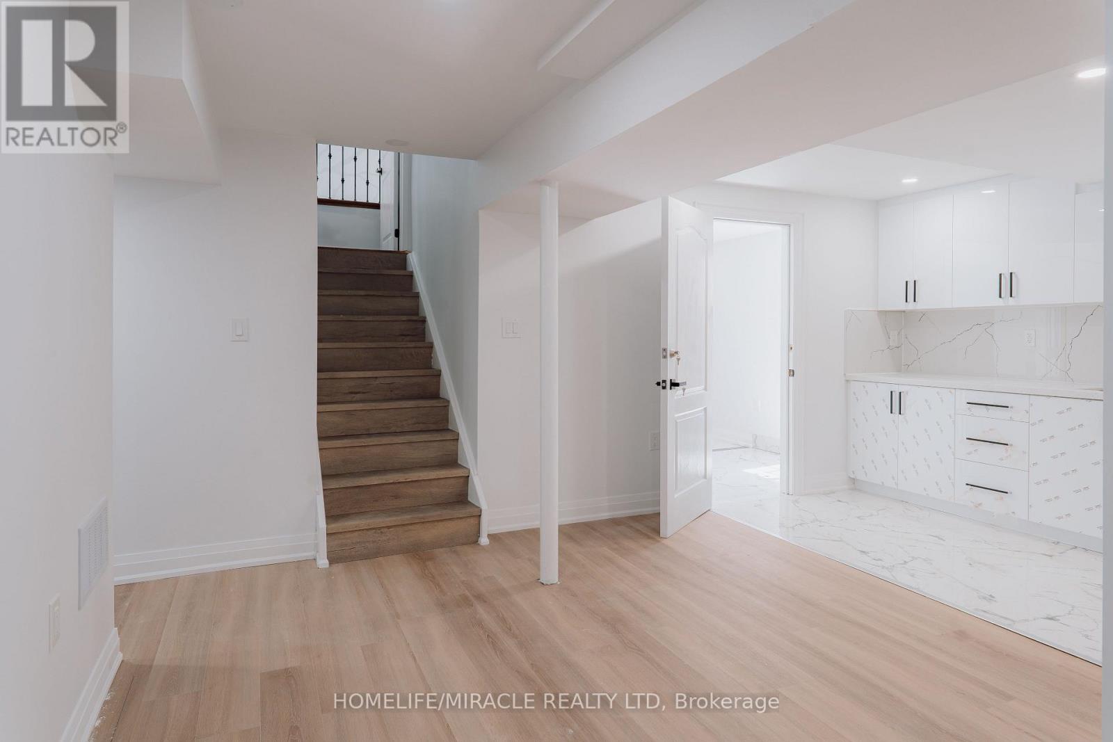 20 Wade Green Property Photo 33