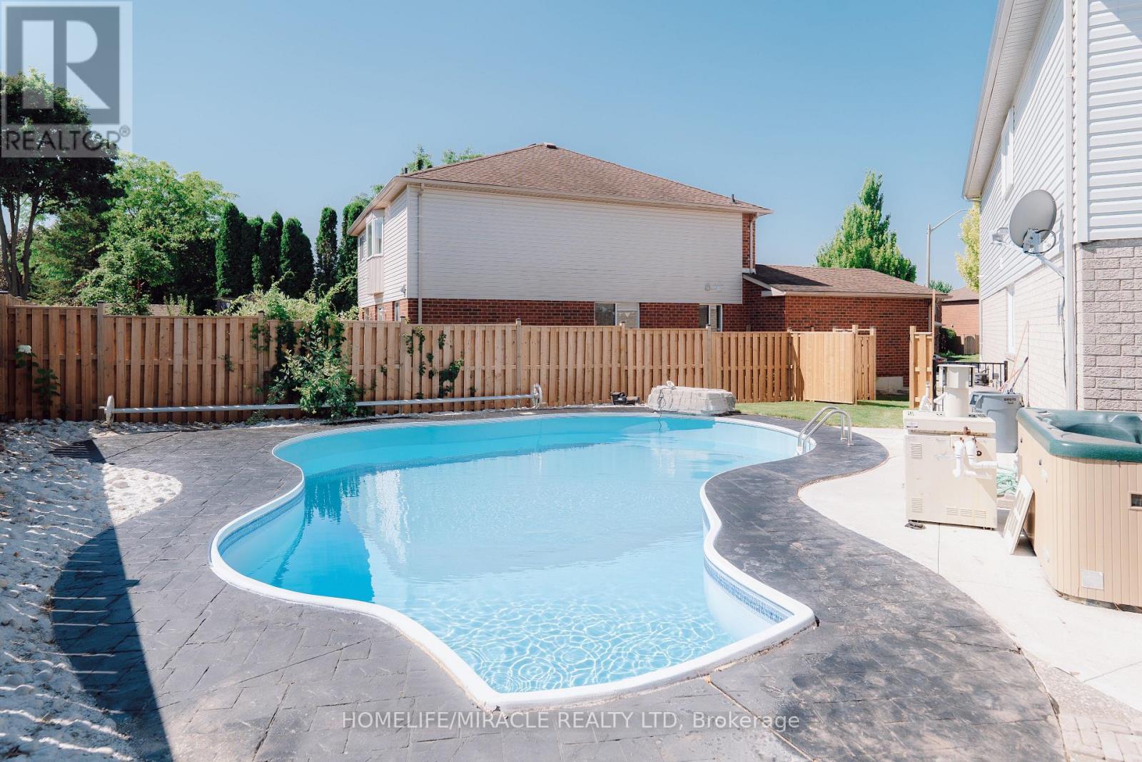 20 Wade Green Property Photo 43