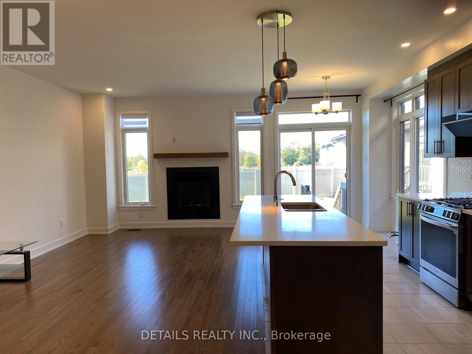 56 Robusta Lane Property Photo 4