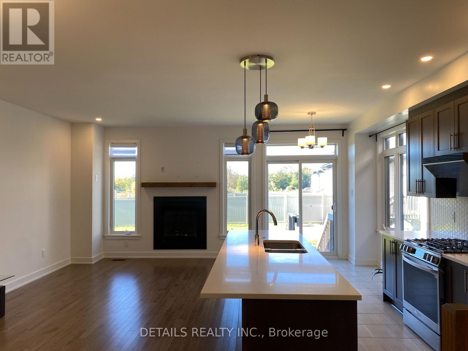 56 Robusta Lane Property Photo 5