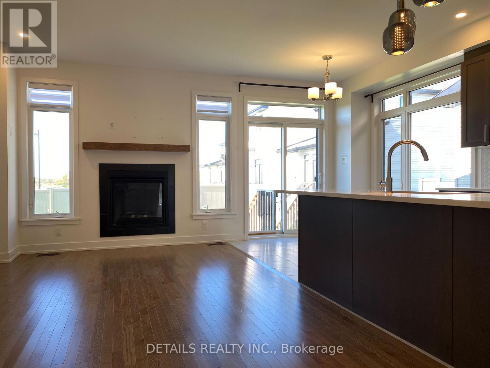 56 Robusta Lane Property Photo 9