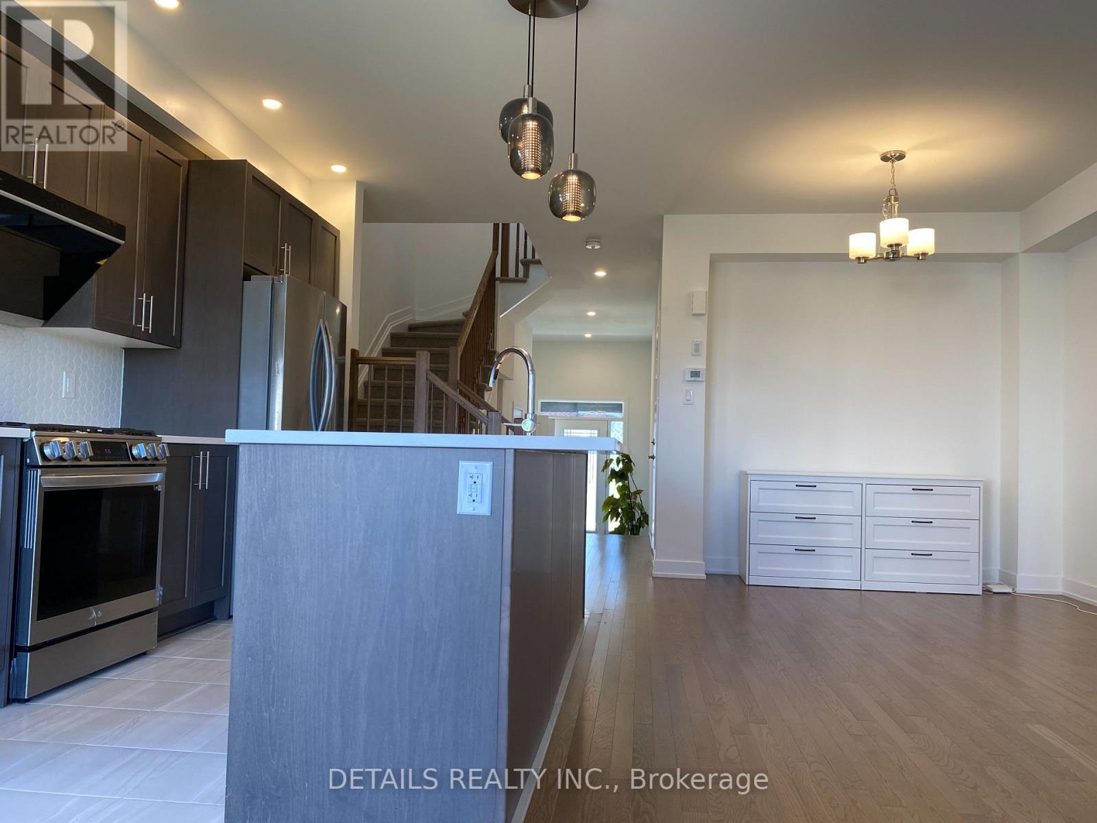 56 Robusta Lane Property Photo 16