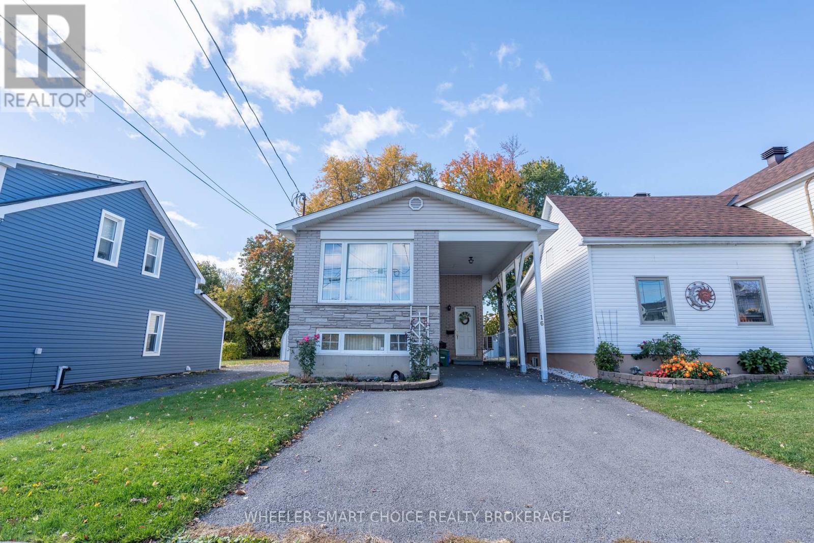 516 Burton Avenue Property Photo 3