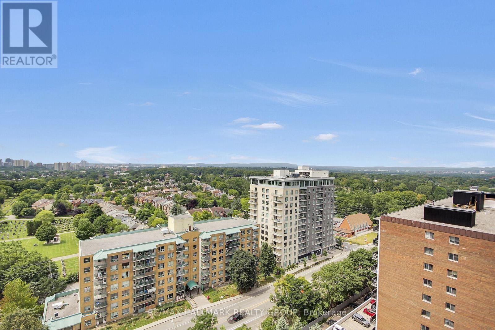1503 - 505 St Laurent Boulevard Property Photo 24