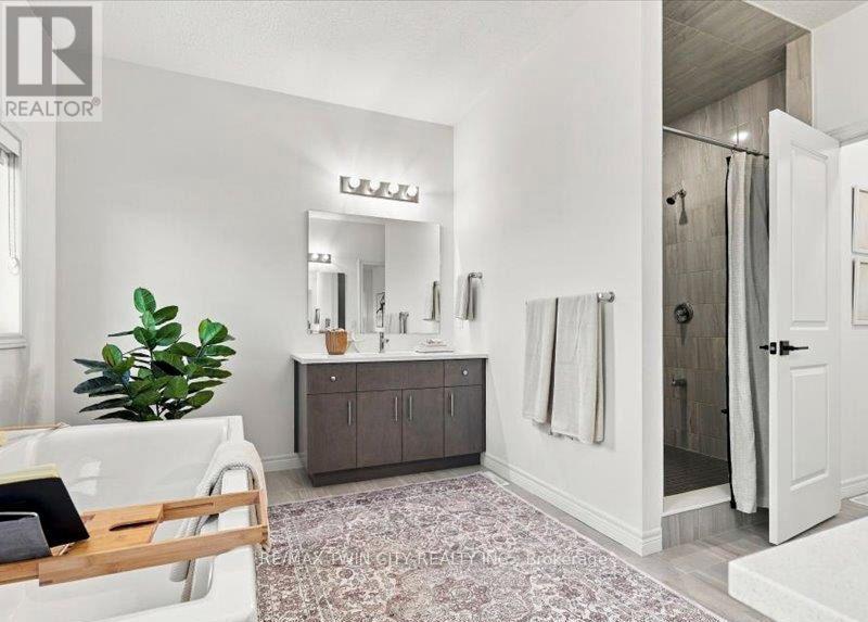 905 Broadacre Place Property Photo 7