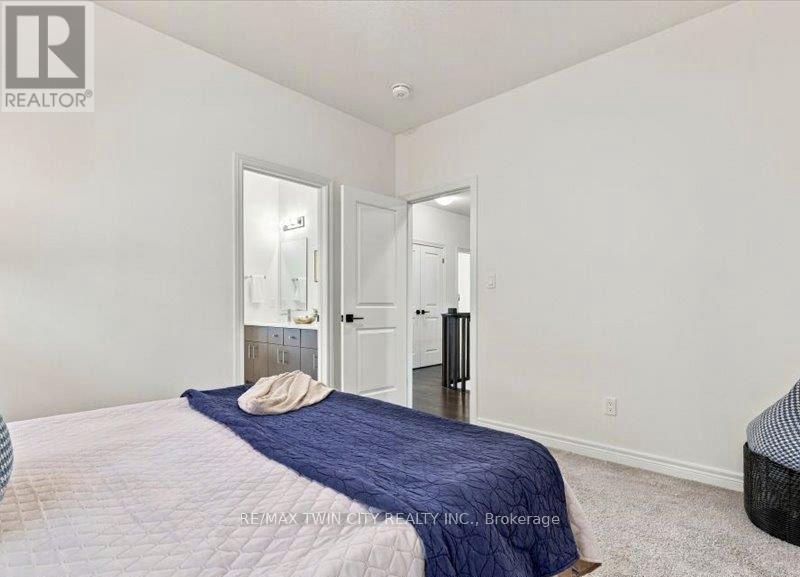 905 Broadacre Place Property Photo 12