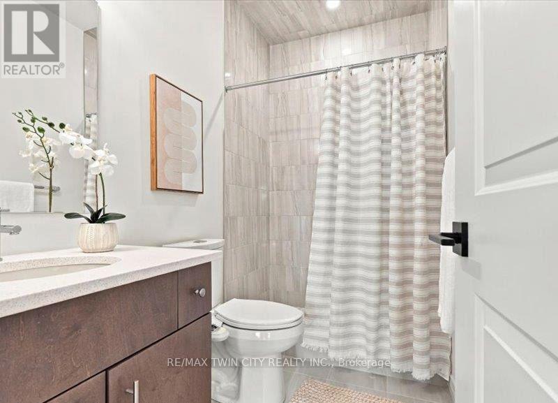 905 Broadacre Place Property Photo 20