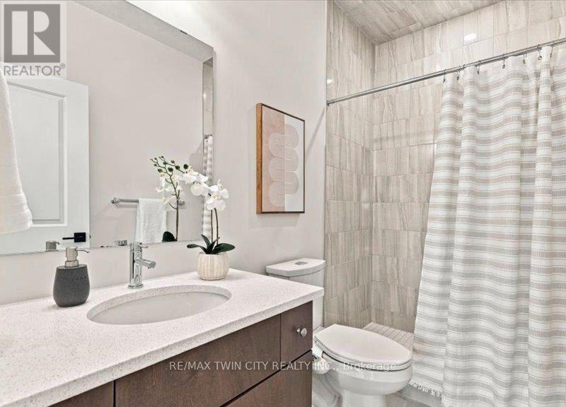 905 Broadacre Place Property Photo 21