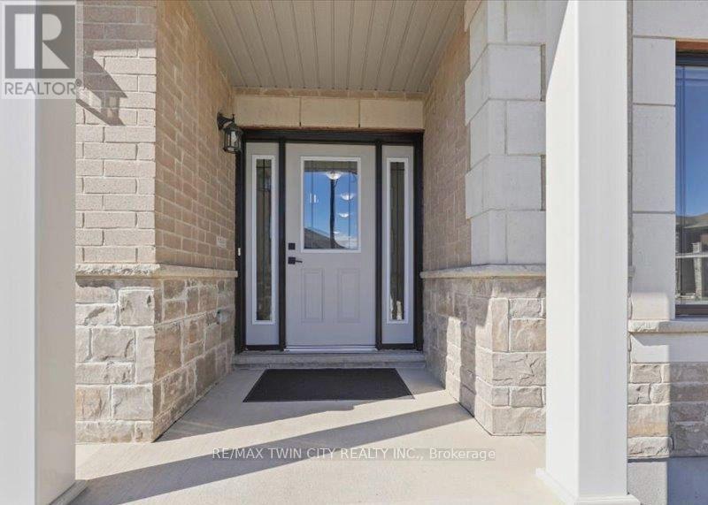 905 Broadacre Place Property Photo 40