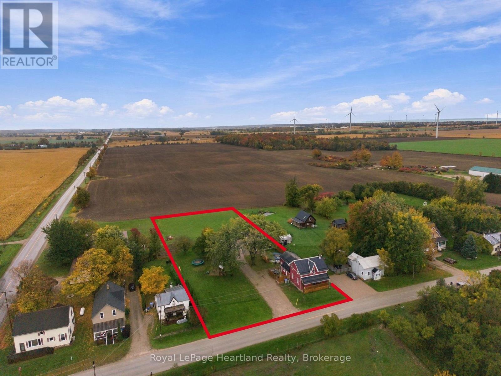 37579 Kippen Road Property Photo 5