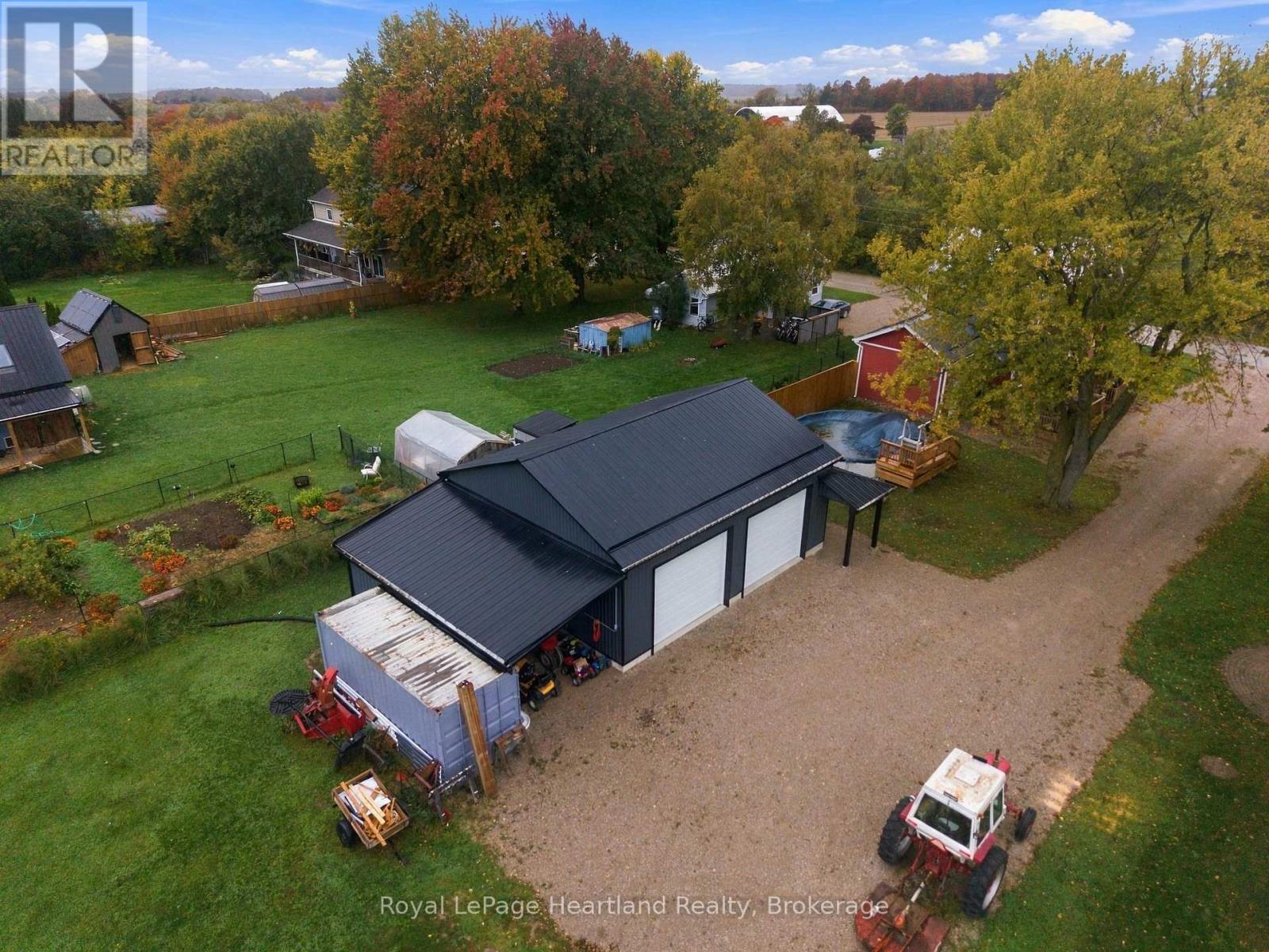 37579 Kippen Road Property Photo 6