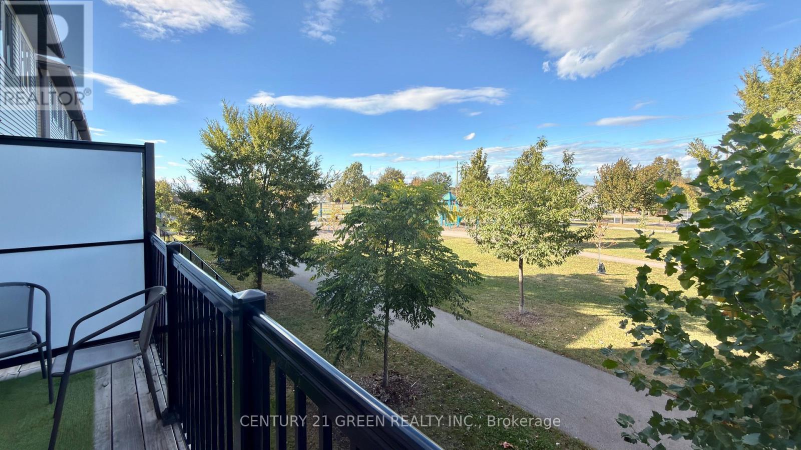11 - 575 Woodward Avenue Property Photo 9