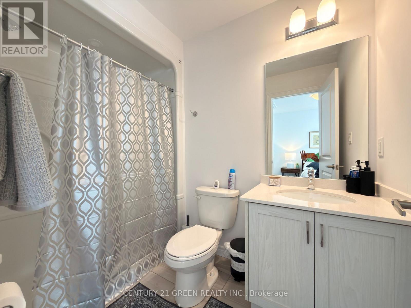 11 - 575 Woodward Avenue Property Photo 16