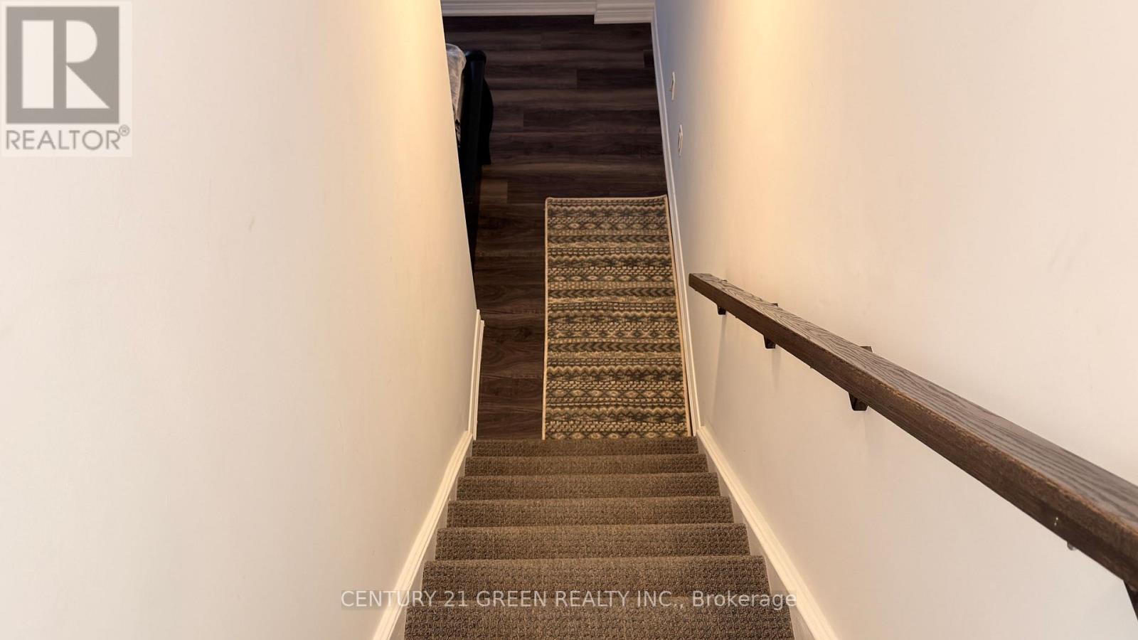 11 - 575 Woodward Avenue Property Photo 19