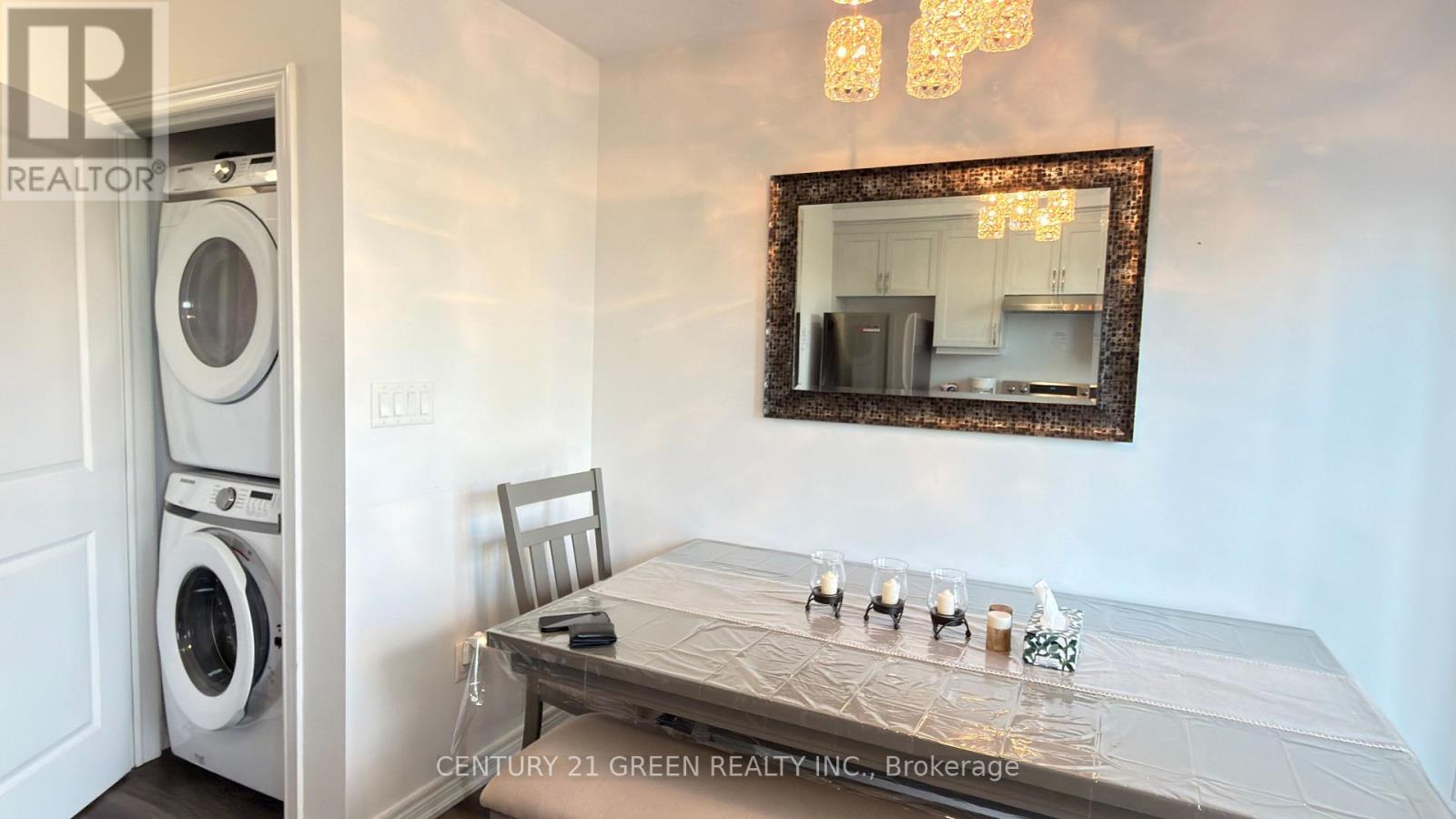11 - 575 Woodward Avenue Property Photo 23