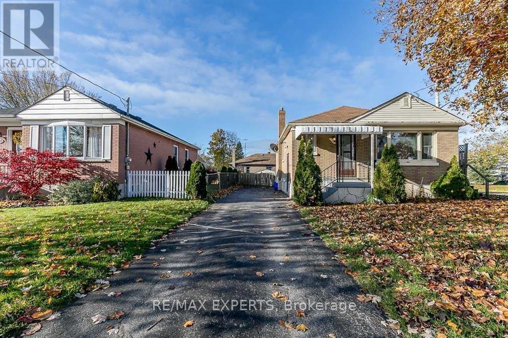 529 Burnham Street Property Photo 2