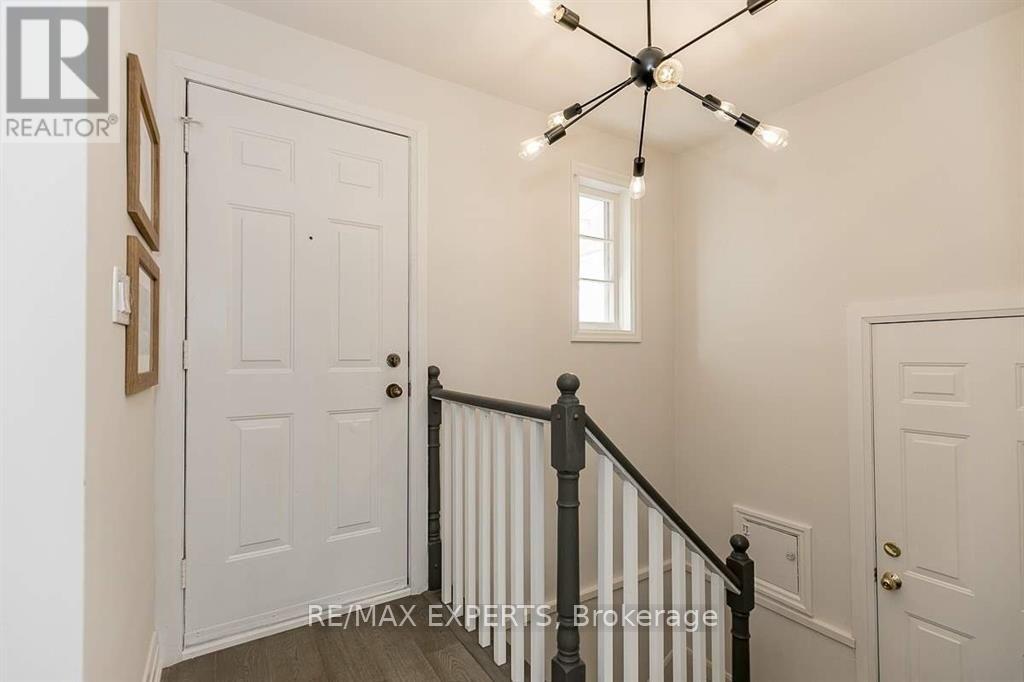 529 Burnham Street Property Photo 4