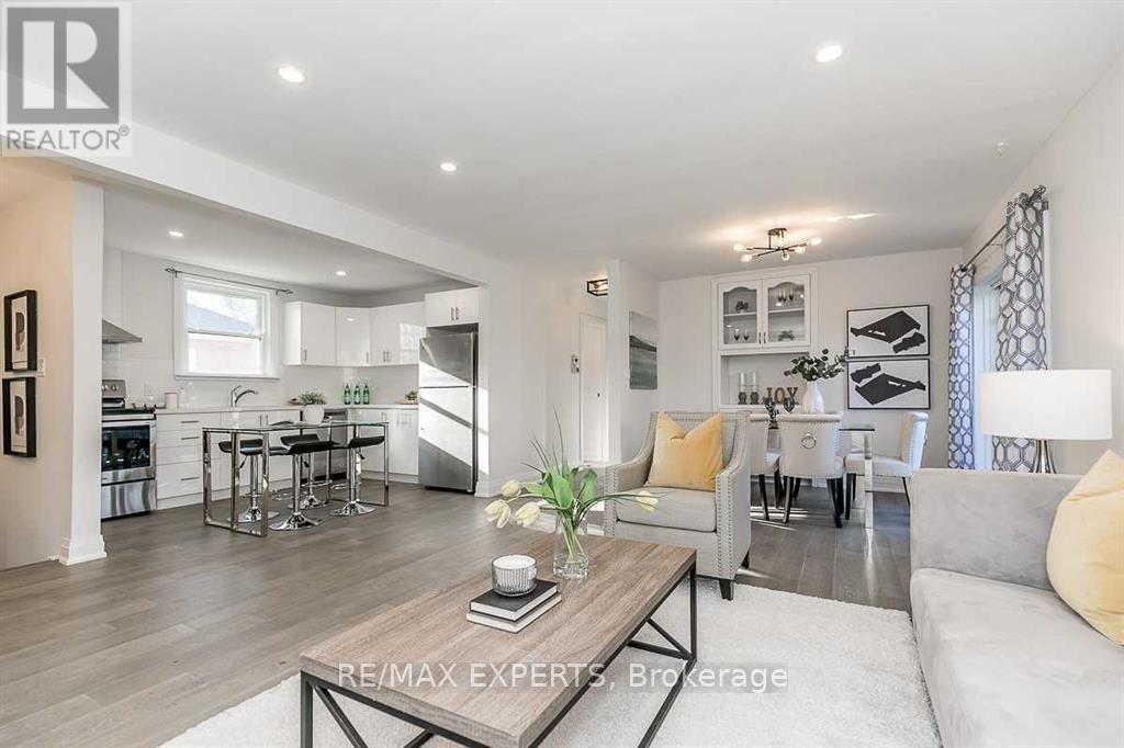 529 Burnham Street Property Photo 8