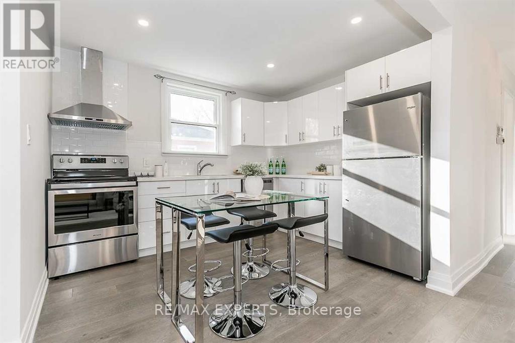 529 Burnham Street Property Photo 12