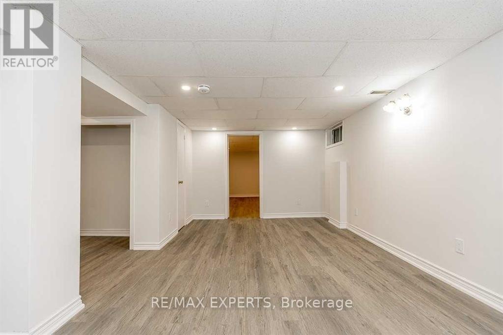 529 Burnham Street Property Photo 24