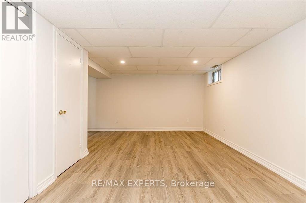 529 Burnham Street Property Photo 28