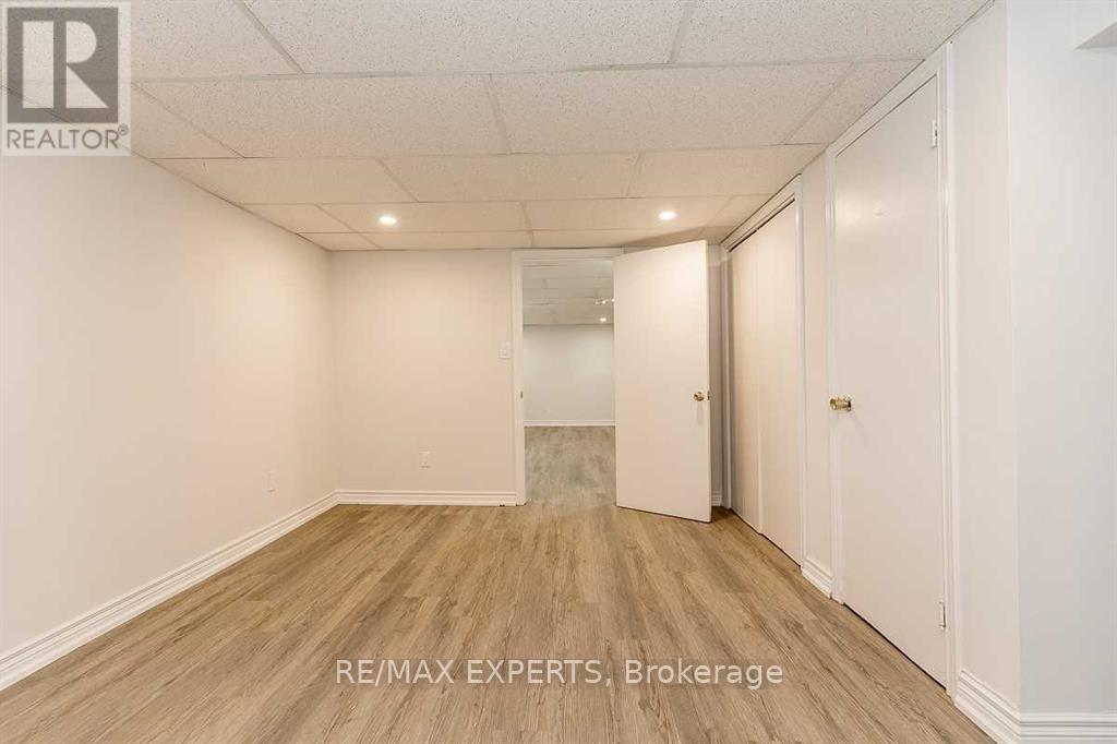 529 Burnham Street Property Photo 30