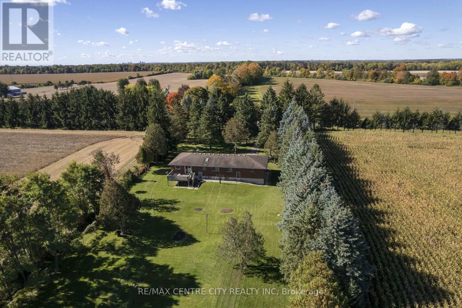20952 Rebecca Road Property Photo 4