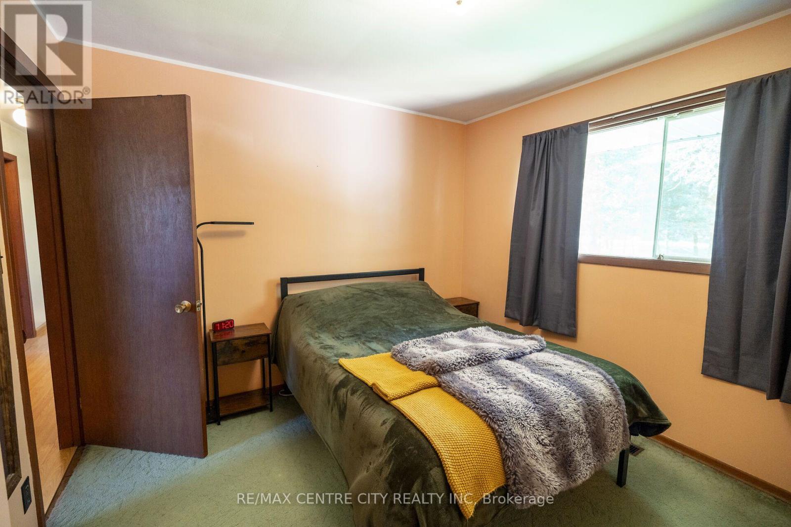 20952 Rebecca Road Property Photo 29
